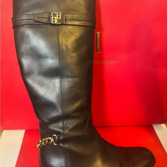 Elegant Carolina Herrera Black Leather Boots - Picture 9 of 12